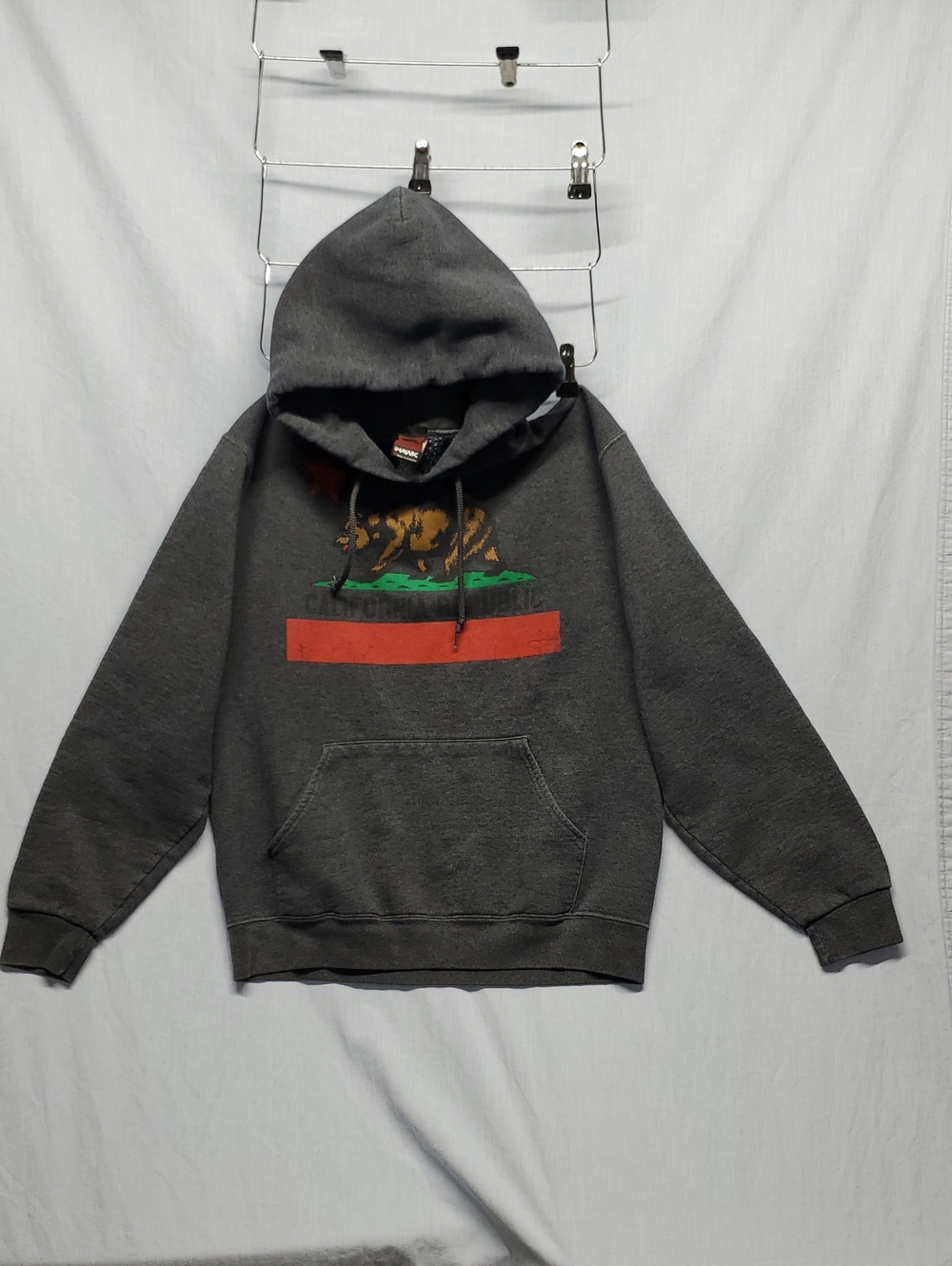 Tony Hawk Charcoal Pullover Hoodie with Bear Graphic and Green/Red Accents #330